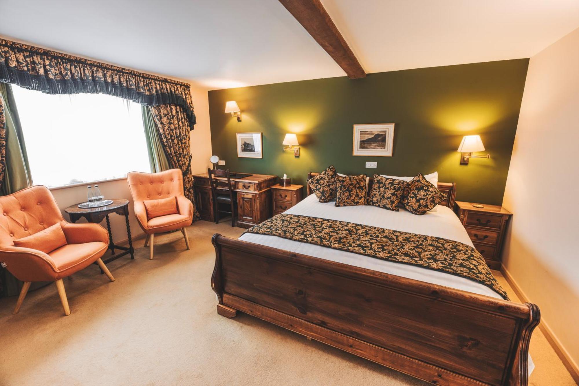 The Auberge Yaxley  エクステリア 写真